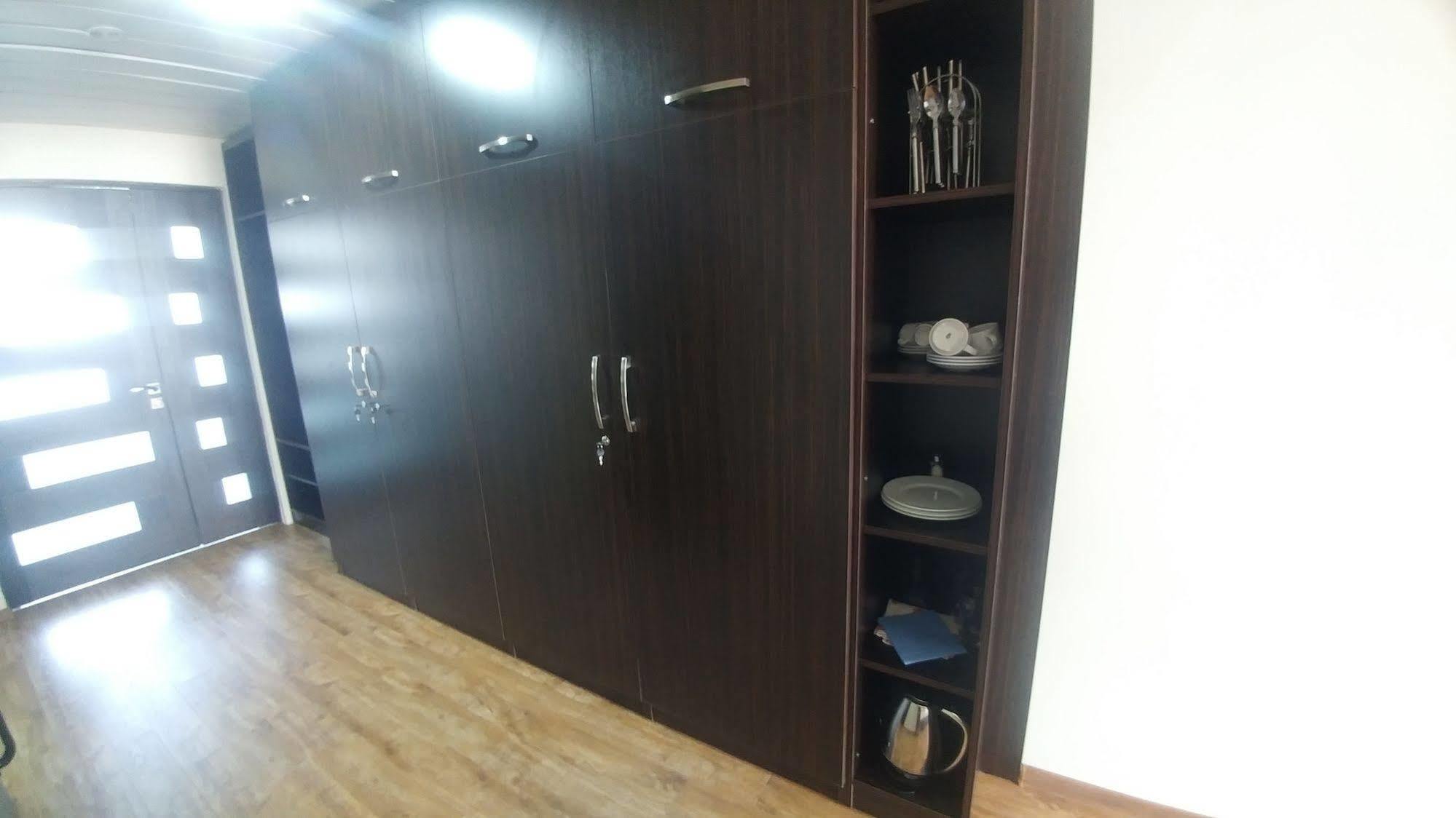 Cross Health Spa Center Erevan Esterno foto