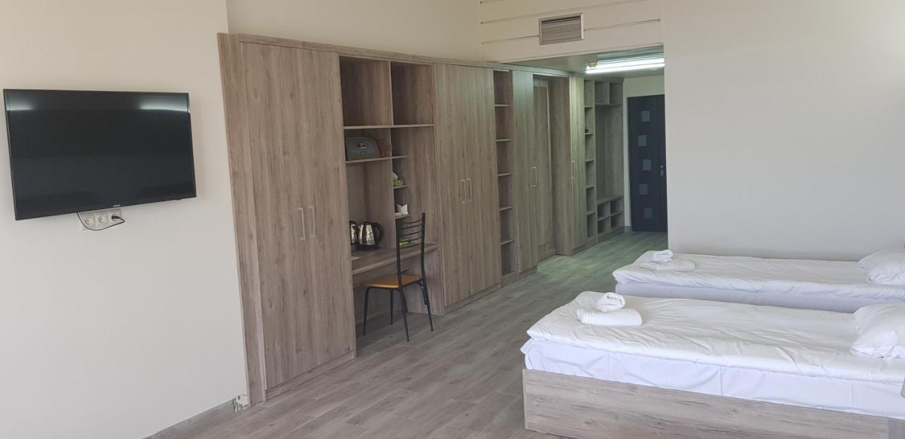 Cross Health Spa Center Erevan Esterno foto